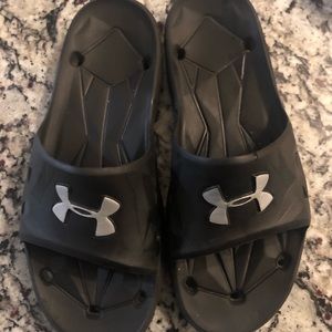 Under Armour Men Slides 12